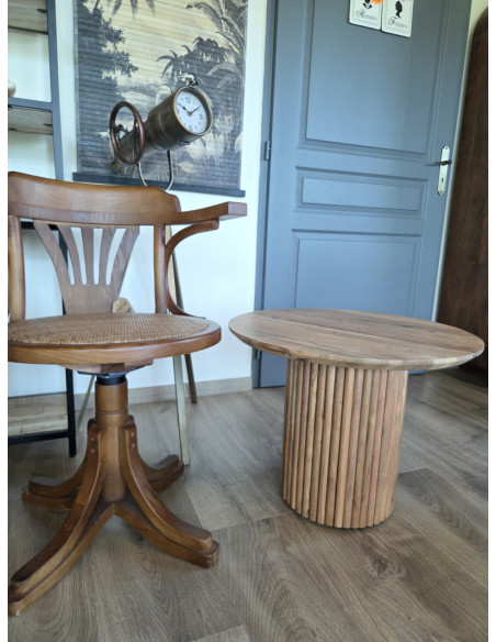 Table de salon en acacia avec pied central Congo