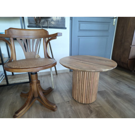 Table de salon en acacia avec pied... Table de salon en acacia avec pied...