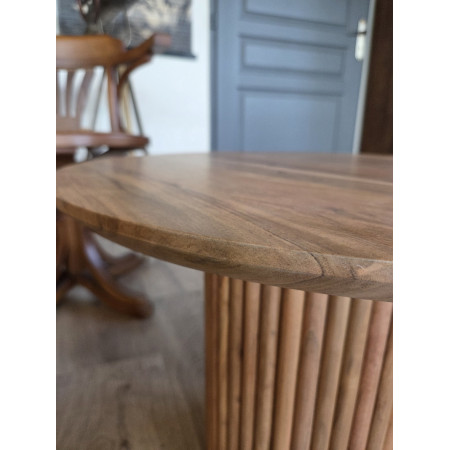 Table de salon en acacia avec pied... Table de salon en acacia avec pied...