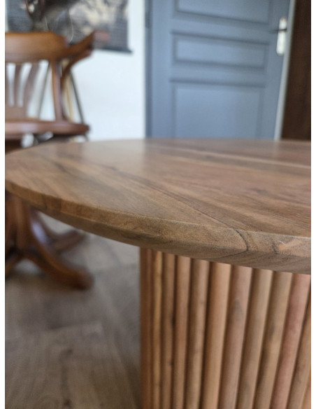 Table de salon en acacia avec pied central Congo