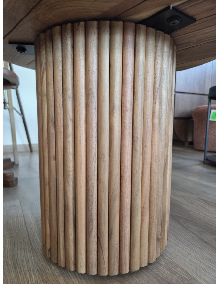 Table de salon en acacia avec pied central Congo