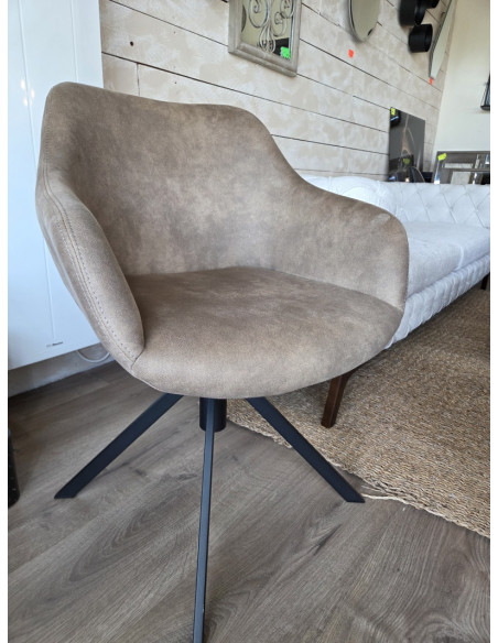 Petit fauteuil coque à pied pivotant Menno