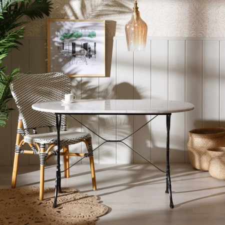 Table bistrot avec plateau en marbre... Table bistrot avec plateau en marbre...