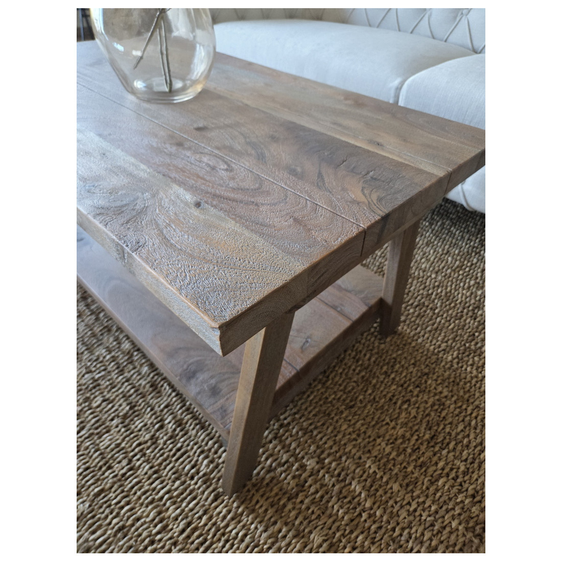 Table Basse En Bois Massif – Milieu XXe – Plateau Parqueté – Piétement Sculpté