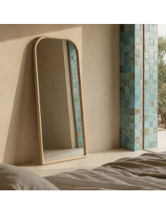 Miroir en bois clair aux...