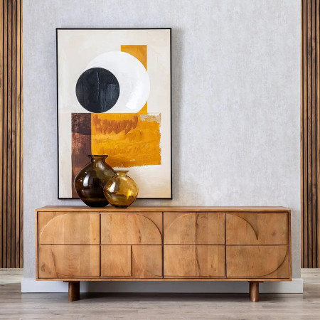 Meuble bas aux portes sculptées bois...