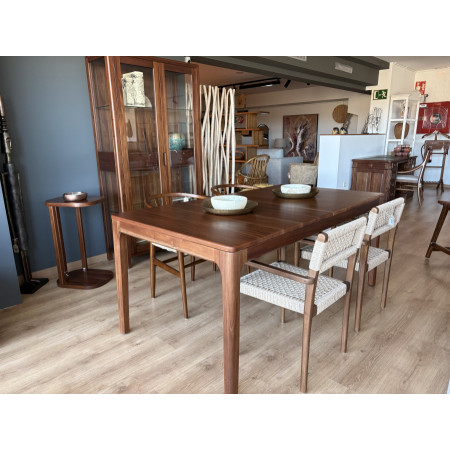 Table de repas rectangulaire... Table de repas rectangulaire...