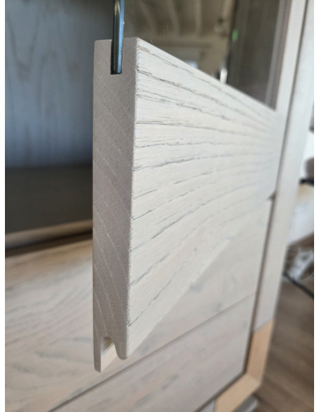 Vitrine Onyx deux portes et deux tiroirs en chêne massif