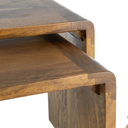 Set de 2 tables basses minimalistes... Set de 2 tables basses minimalistes...