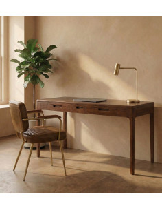 Bureau sobre et élégant...