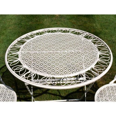 Set de jardin avec deux chaises...