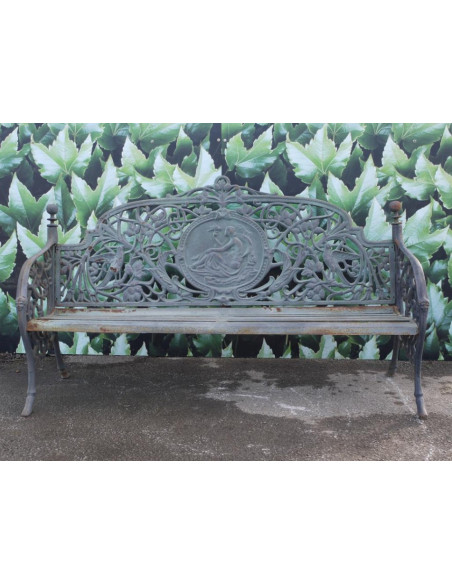 Grand Banc de Jardin Romantique en Fonte