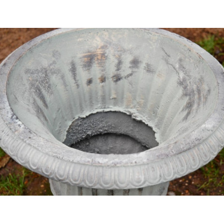 Vase Médicis Blanc en Fonte –... Vase Médicis Blanc en Fonte –...