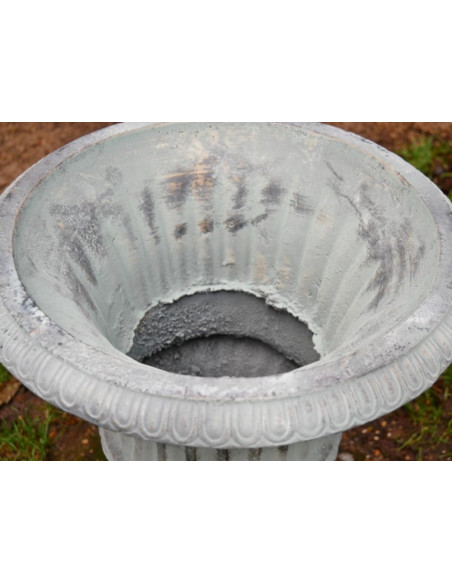 Vase Médicis Blanc en Fonte – Élégance Classique pour le Jardin