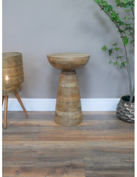 Table d’Appoint Ronde – Élégance Naturelle et Charme Authentique