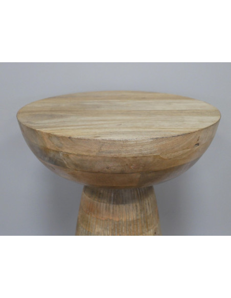 Table d’Appoint Ronde – Élégance Naturelle et Charme Authentique