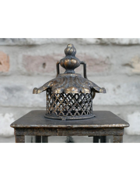 Lanterne Décorative Sapin – Petit Modèle en Finition Or Antique