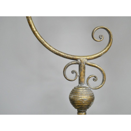Lanterne Suspendue sur Pied – Effet...
