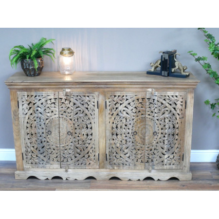 Grand Buffet Sculpté Ajouré en Bois...
