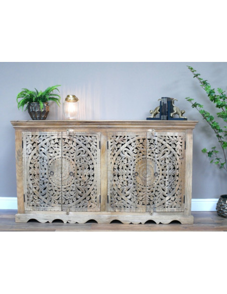 Grand Buffet Sculpté Ajouré en Bois de Manguier