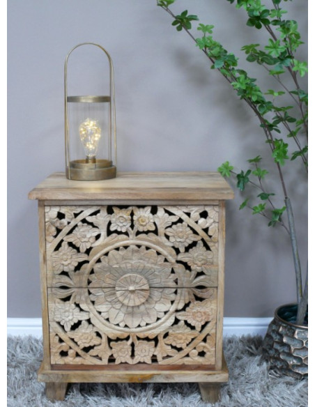 Table de Chevet Sculptée en Bois de Manguier