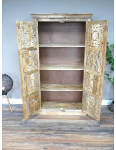 Armoire Sculptée Ajourée en... 2