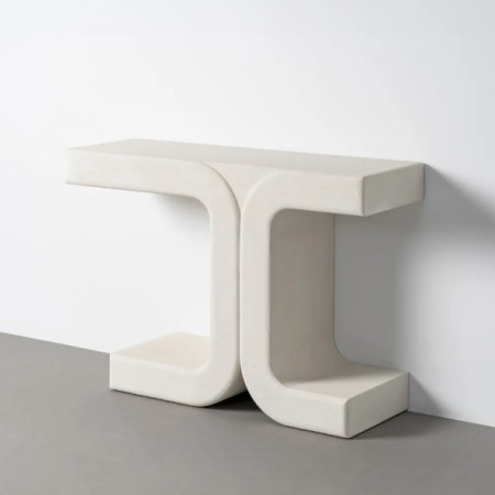 Console design blanche aux formes...