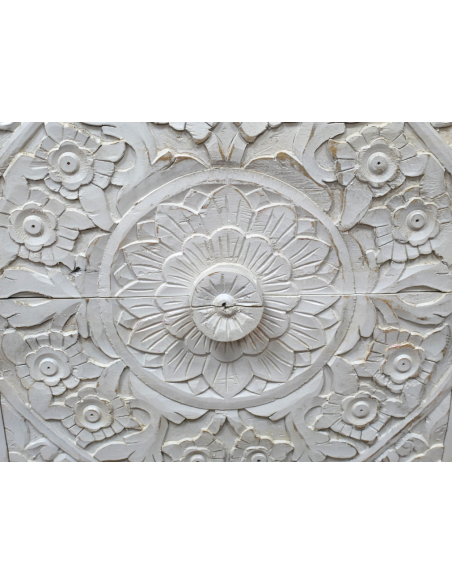 Table de chevet blanche en manguier sculpté – 61 cm