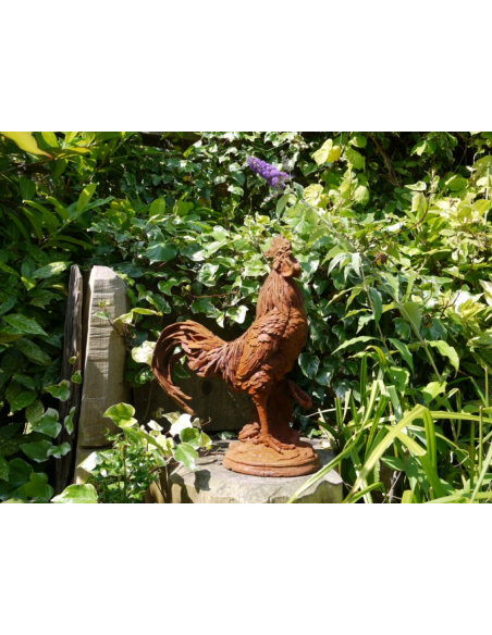 Grand coq décoratif en fonte effet rouillé – 54 cm