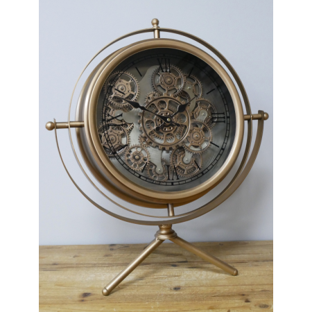 Grande horloge à engrenages mobiles...