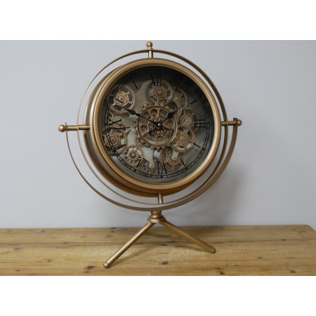 Grande horloge à engrenages mobiles...