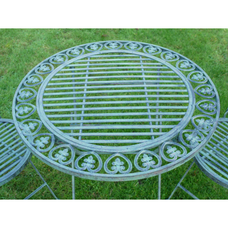 Ensemble table et 2 chaises de jardin...