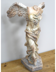 Statue femme ailée effet... 2