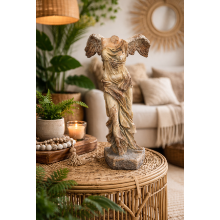 Statue femme ailée effet vieilli –...