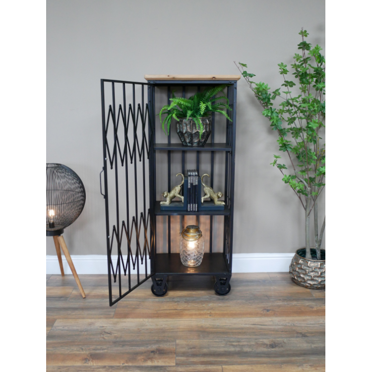 Armoire industrielle en métal sur...