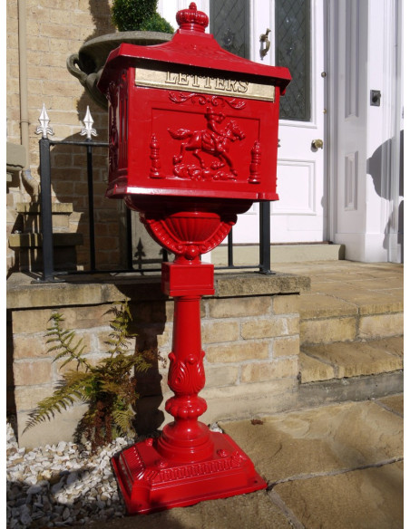 Boîte aux lettres sur pied en aluminium