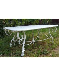 Table basse de jardin...