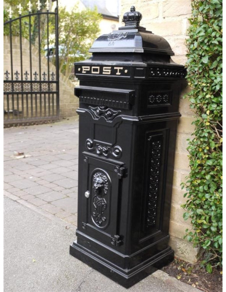 Boîte aux lettres anglaise sur colonne en fonte d'aluminium