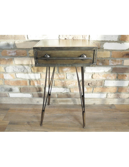 Table de chevet industrielle en métal brossé