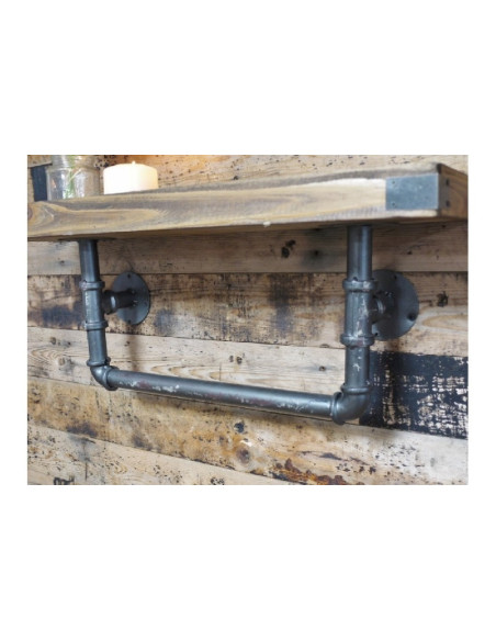 Etagère en bois et métal de style Indus