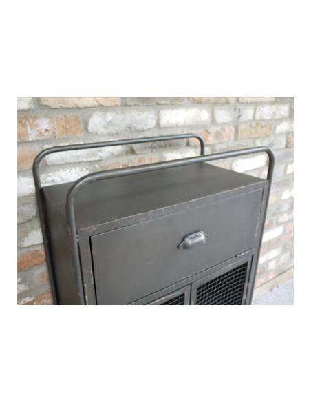 Meuble d'appoint avec portes grillagées en métal